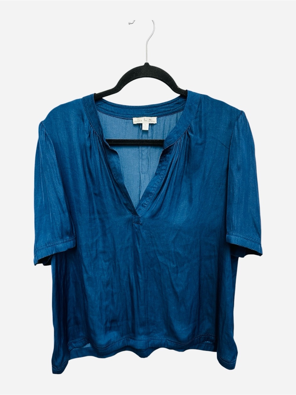 Nine Britton blue split v neck blouse with delicate shoulder gatherings Size XL